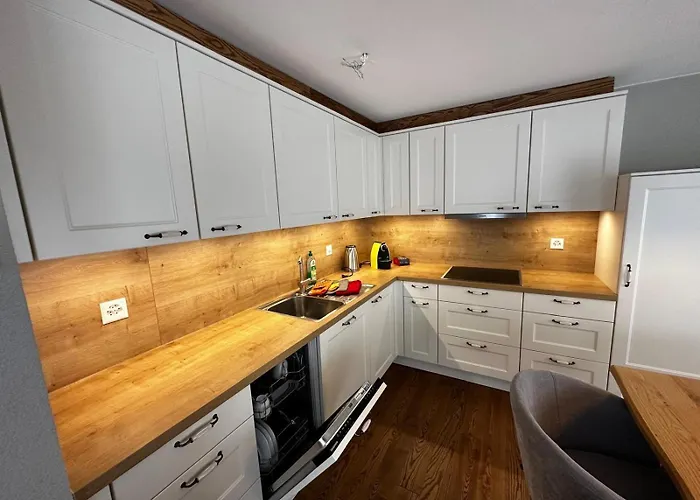 Apartament Leonorus *